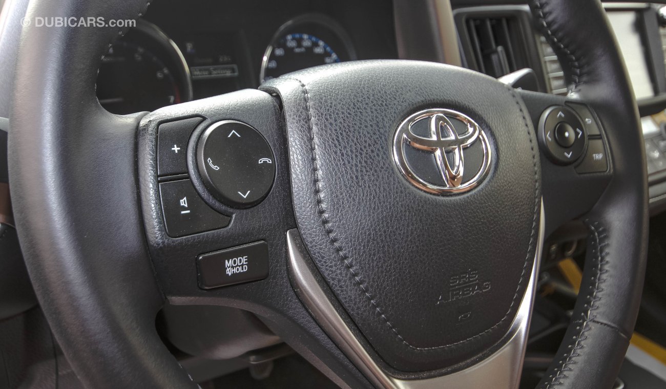 Toyota RAV4 VX AGENCY WARRANTY FULL SERVICE HISTORY GCC SPECIFICATION