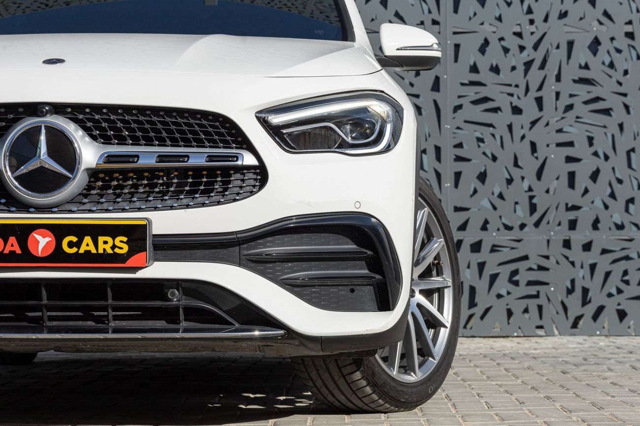 Mercedes Benz GLA 200