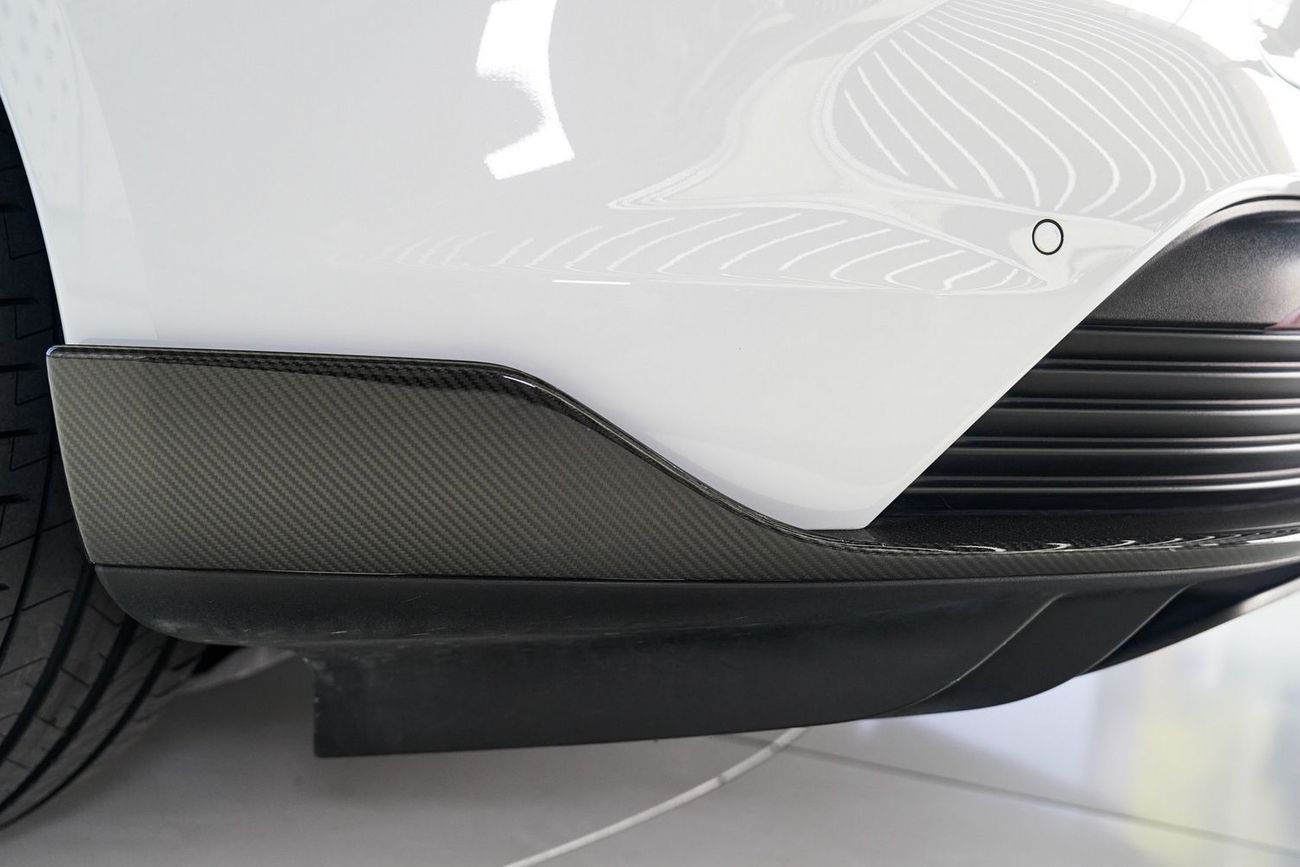 Porsche Taycan Turbo S (761 HP)