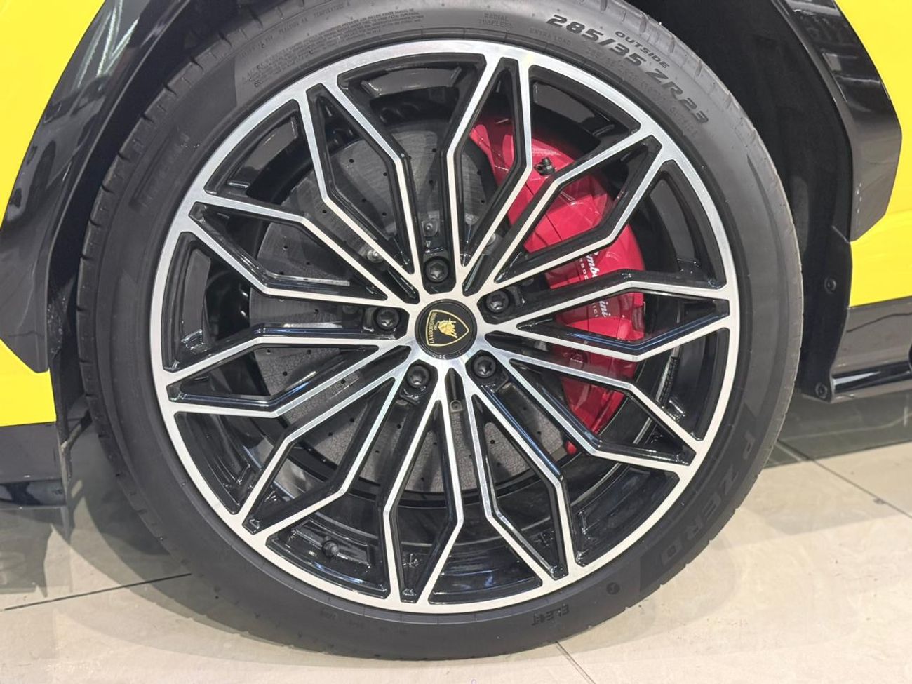 Lamborghini Urus 2025 LAMBORGHINI URUS SE BRAND NEW KOREAN SPECS FOR EXPORT STD 4.0T V8