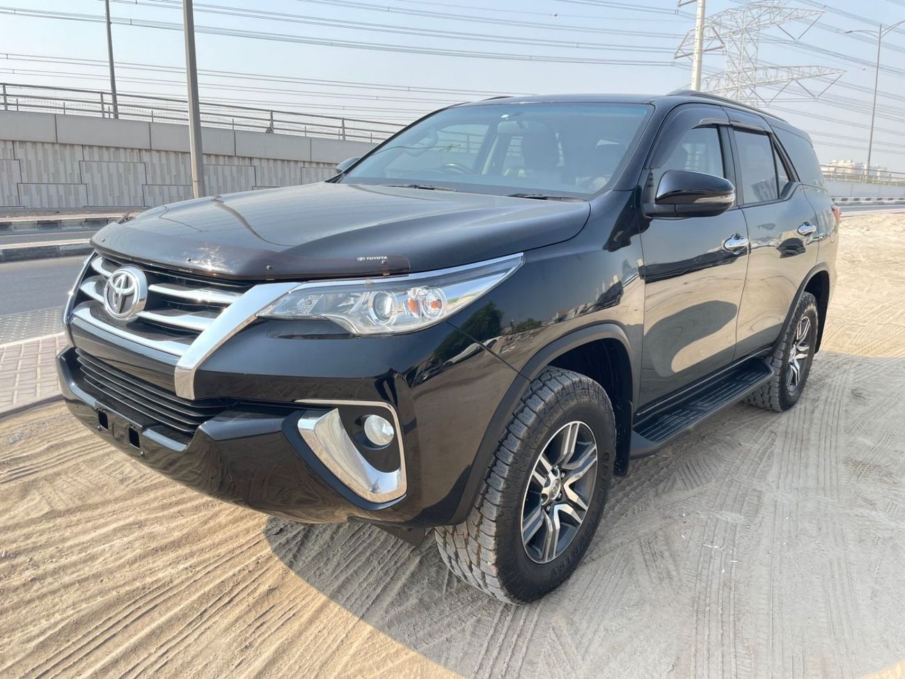 Toyota Fortuner diesel 2.8 liter ,right hand drive only for export available