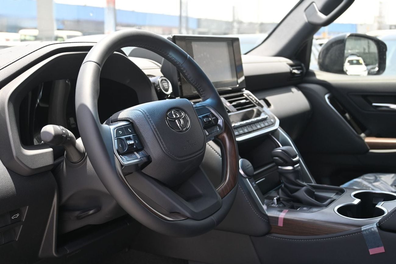 تويوتا لاند كروزر GXR Toyota Land Cruiser GX-R 4.0L V6 Petrol Model 2026