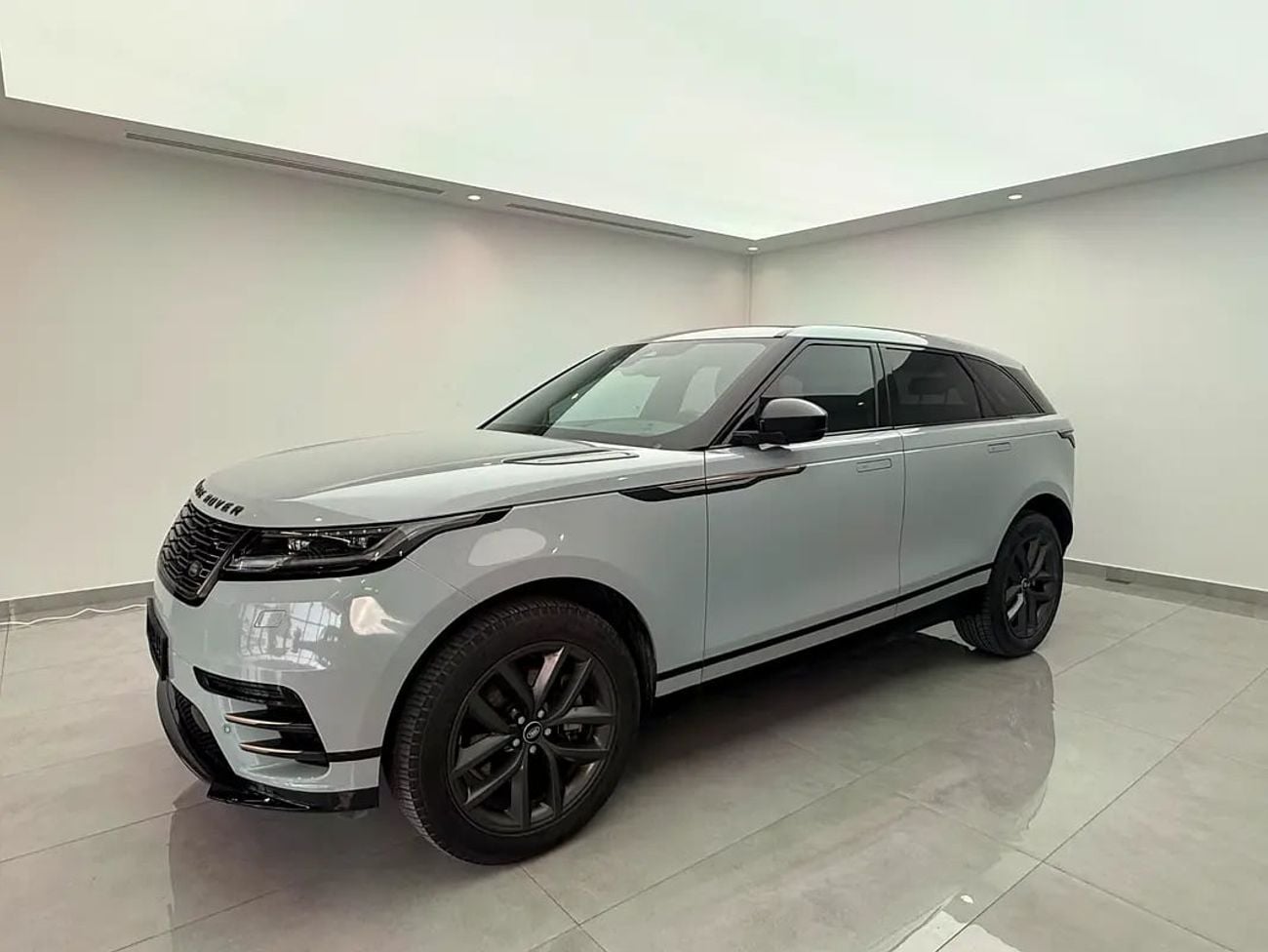 لاند روفر رينج روفر فيلار P250 SE 2.0L European Specs - Brand