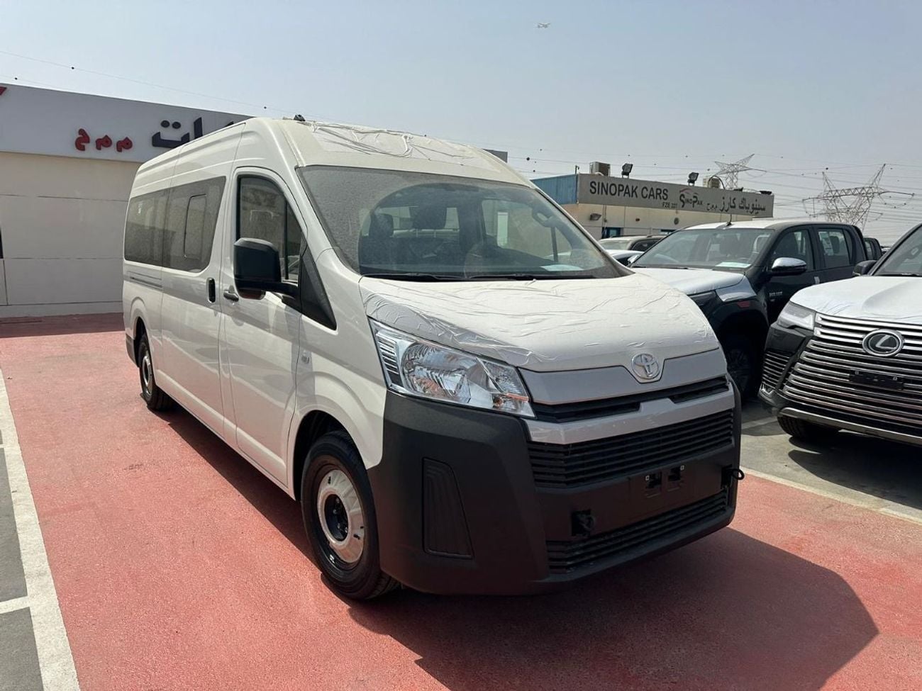 Toyota Hiace TOYOTA HIACE 3.5 L PETROL  AUTOMATIC ,13SEATS,HIGH/ROOF 2025