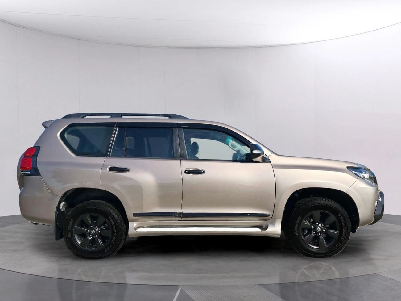 تويوتا برادو TX-L 4x4 Diesel Right Hand Drive (Export Only)
