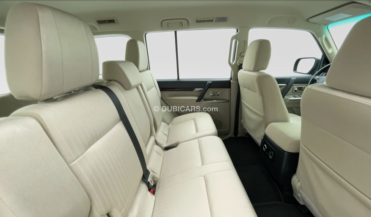 Mitsubishi Pajero GLS BASE 3.5 | Under Warranty | Inspected on 150+ parameters