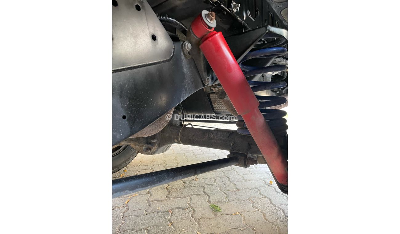 Land Rover Defender 110 Pickup