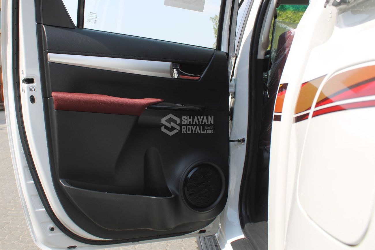 Toyota Hilux 2.7L PETROL GLXS-G 4WD MT DC 2026MY