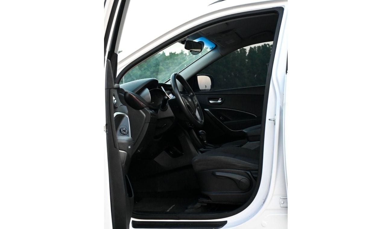 هيونداي سانتا في هيونداي سنتافي 2018 خليجي بحالة ممتازة من الداخل والخارج