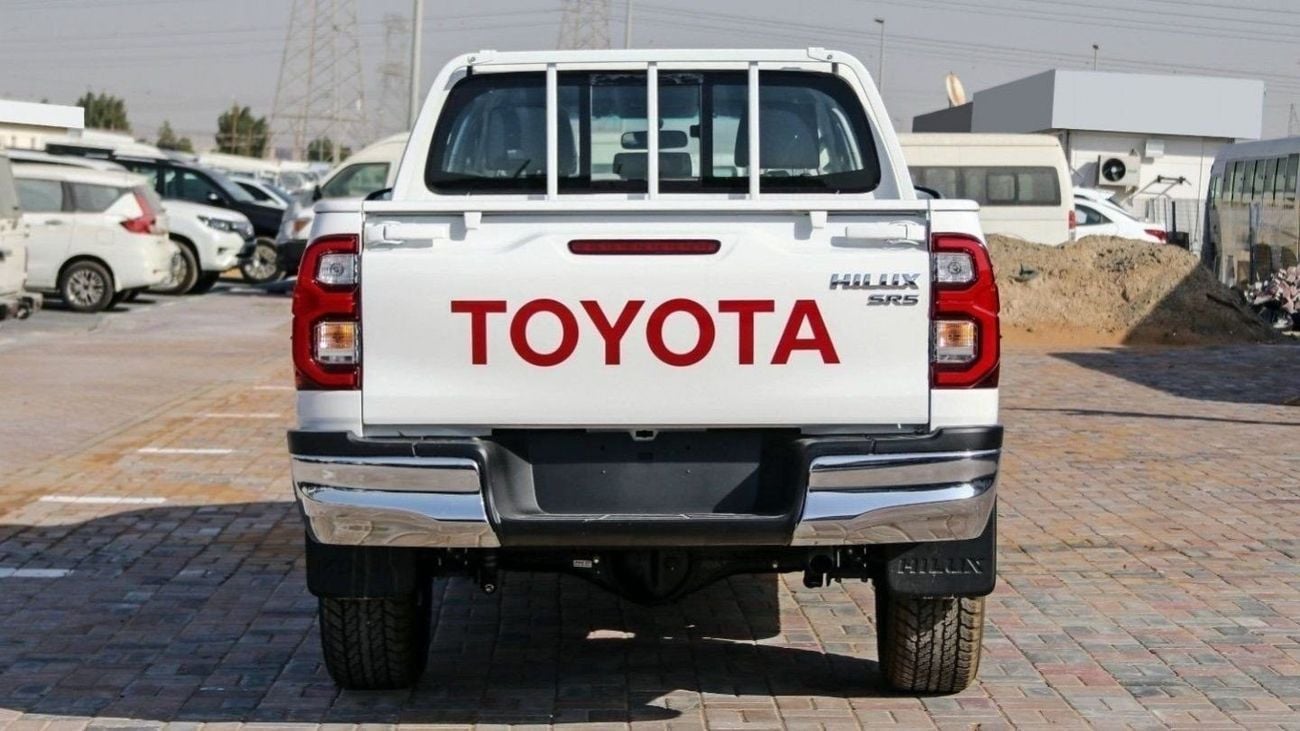 تويوتا هيلوكس TOYOTA HILUX SR5 2.4L MT DIESEL 2024