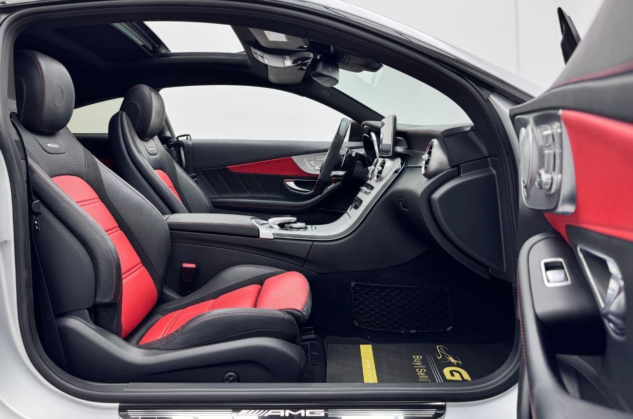 مرسيدس بنز C 63 AMG Std 4.0L Coupe 2018 Mercedes-Benz C63s AMG, Full Service History, Warranty, Excellent Condition, Low