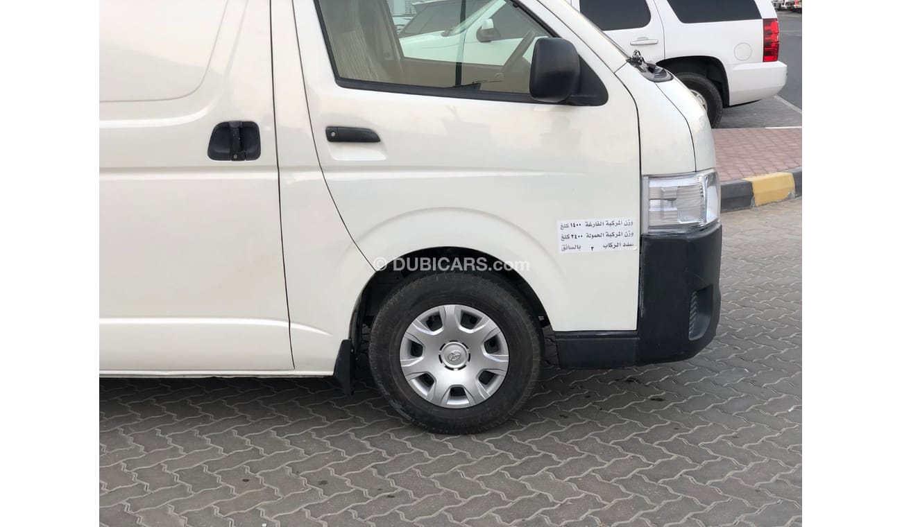 Toyota Hiace GCC VAN CHILLER