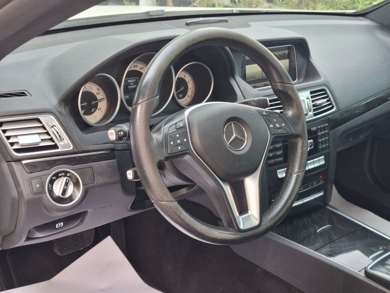 Mercedes Benz E 200 Coupe Mercedes-Benz E200 2015 full option
