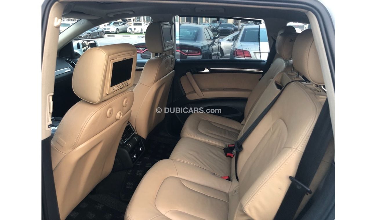 Audi Q7 AUDI Q7 MODEL 2013 GCC CAR PER CONDITION FULL OPTION PANORAMIC ROOF LEATHER SEATS BACK CAMERA