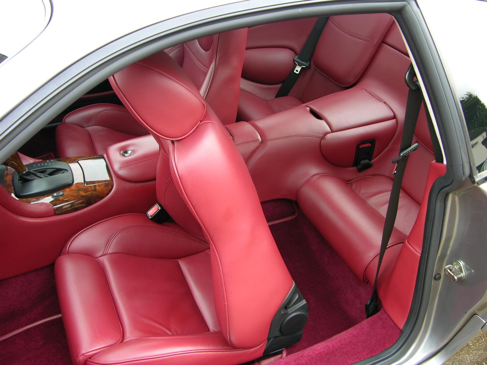 أستون مارتن DB7 interior - Seats