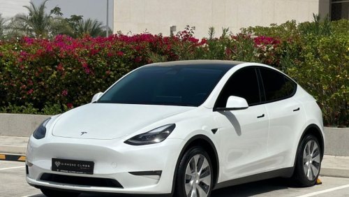 Tesla Model Y Tesla Model Y Long Range  Dual Motor  Auto Pilot  2023 GCC Under Tesla Warranty