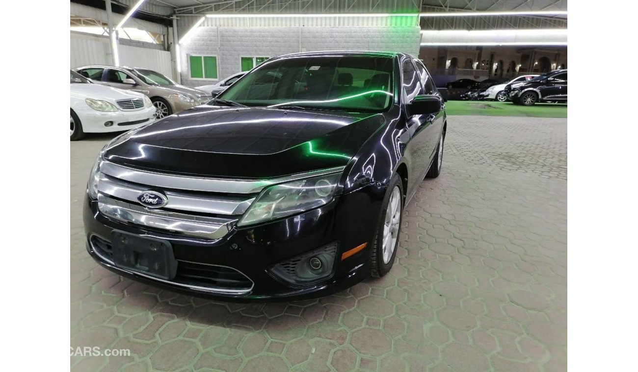 Ford Fusion 2013 Gulf 4 cylinder model in good condition