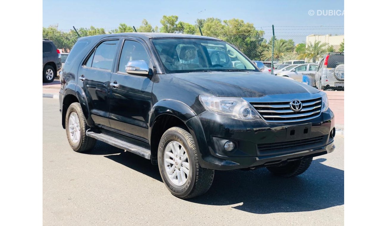 Toyota Fortuner 2.7L PETROL, ALLOY RIMS 17'', CLEAN INTERIOR AND EXTERIOR, LOT-651