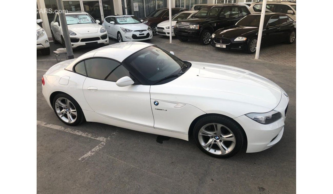 BMW Z4 Bmw Z4 model 2010 GCC car prefect condition full option low mileage excellent sound system low milea