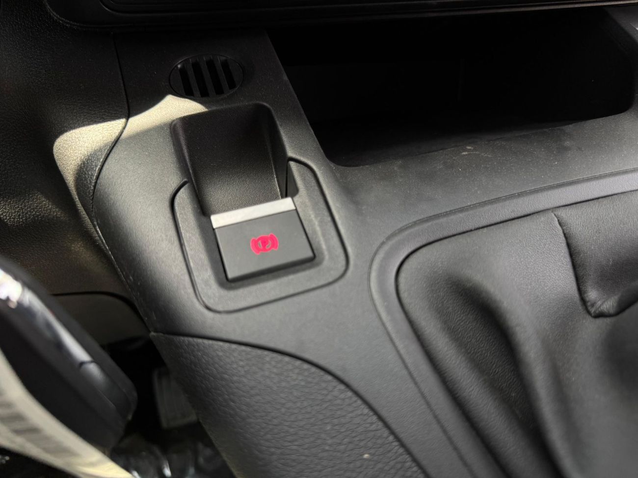 Citroen Berlingo CITROEN BERLINGO 2024 GCC 1.6L DIESEL