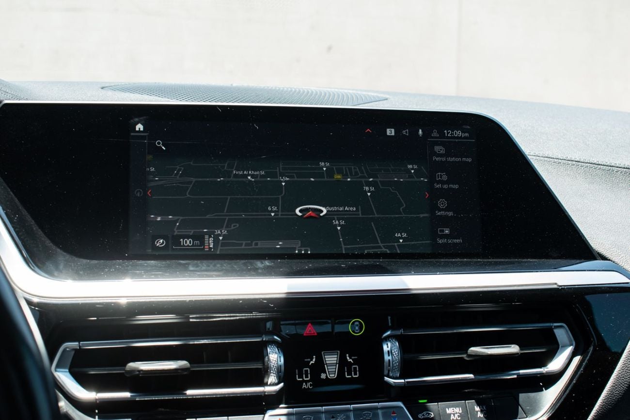 بي أم دبليو Z4 sDrive 30i
