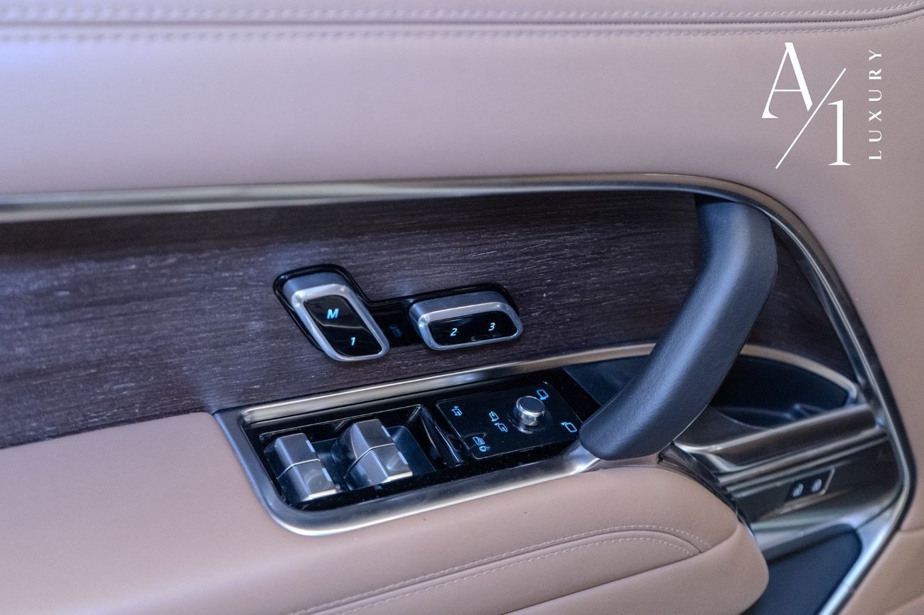 لاند روفر رينج روفر 2023 Range Rover P530, Warranty,Service Contract, GCC Spec,Full Service History, Excellent Condition