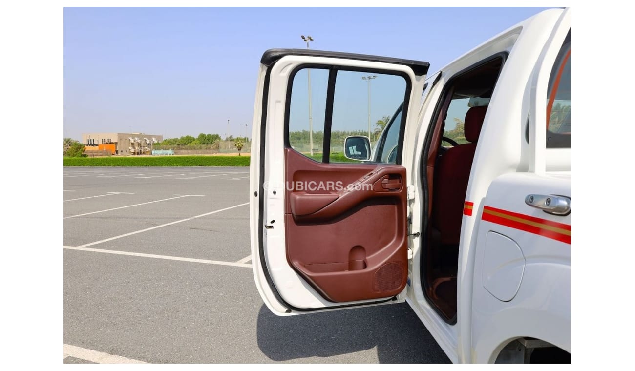 نيسان نافارا 2016 SE Std 4 dr Double Cab Utility - 2.5L 4cyl Petrol - M/T - GCC Specs - Book Now
