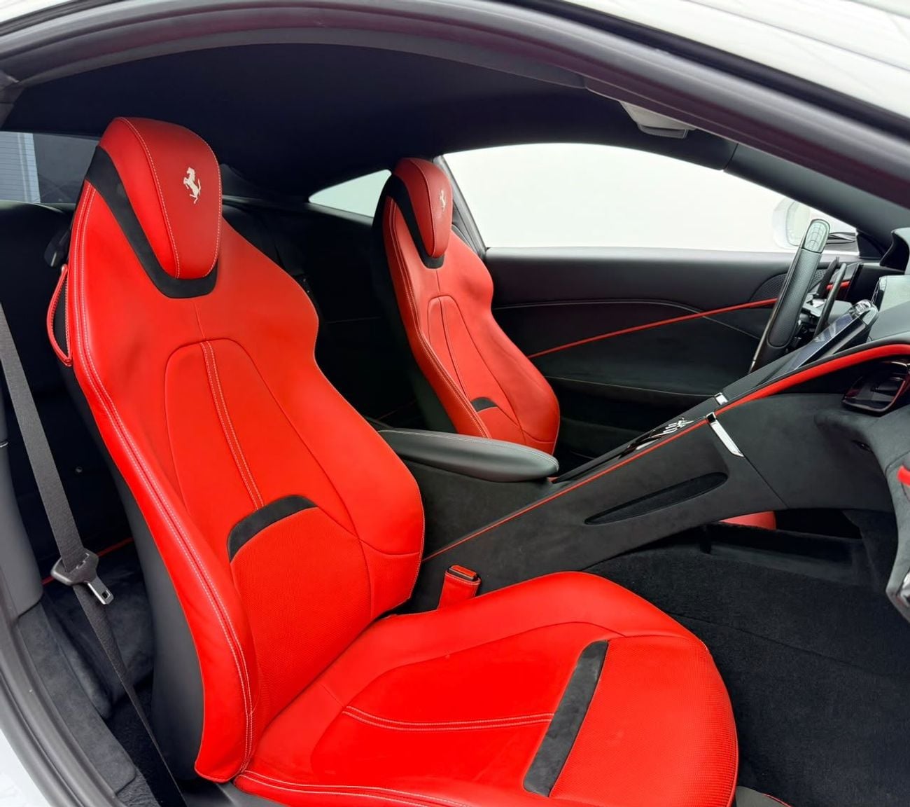 Ferrari Roma STANDARD 2023 Ferrari Roma, Ferrari Warranty+Service Contract+Full Service History, GCC Specs.