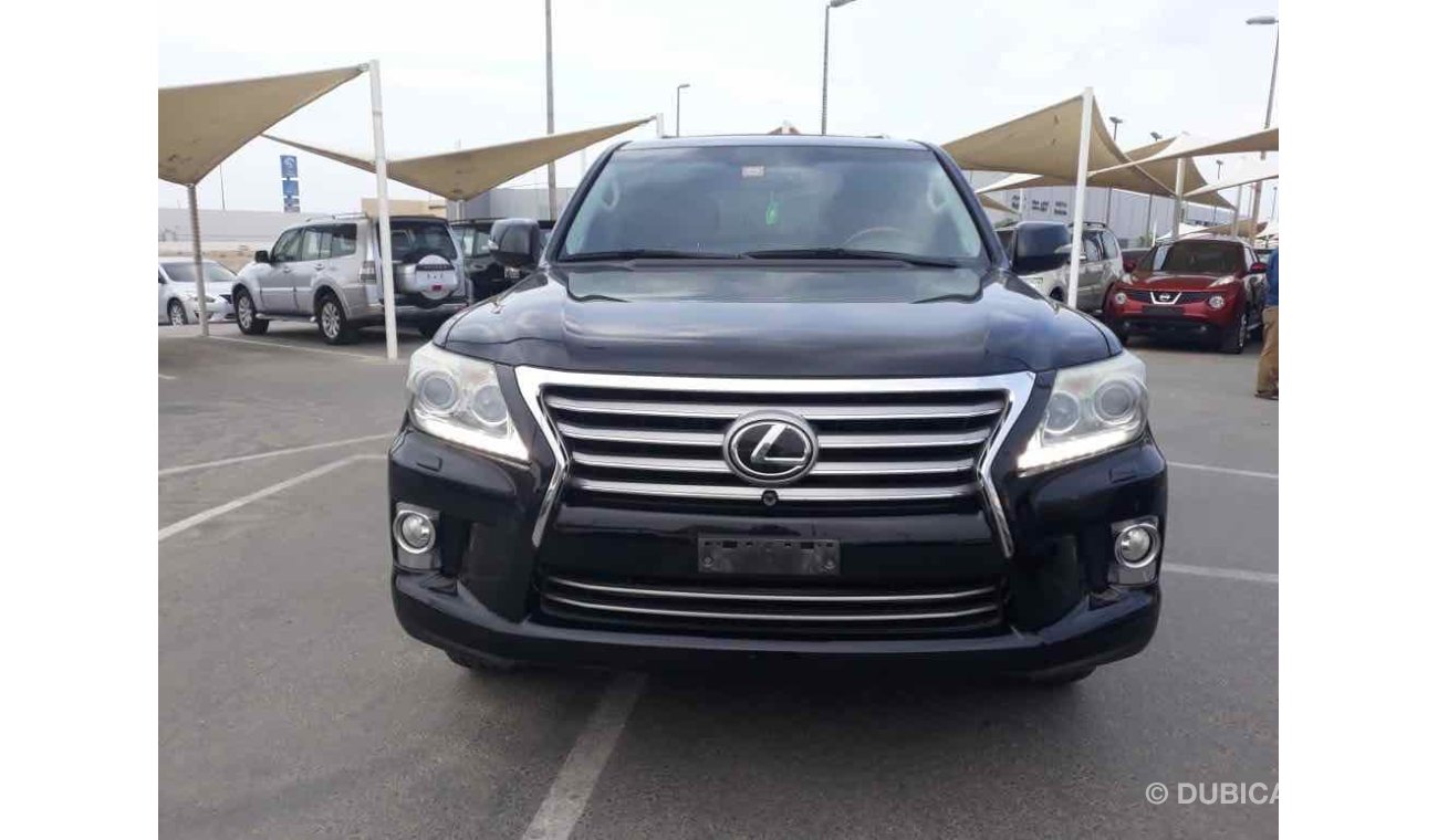 Lexus LX570