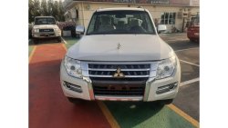 Mitsubishi Pajero Mitsubishi Pajero LEFT HANDED