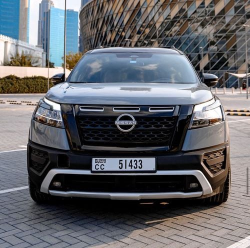 Nissan Pathfinder SL