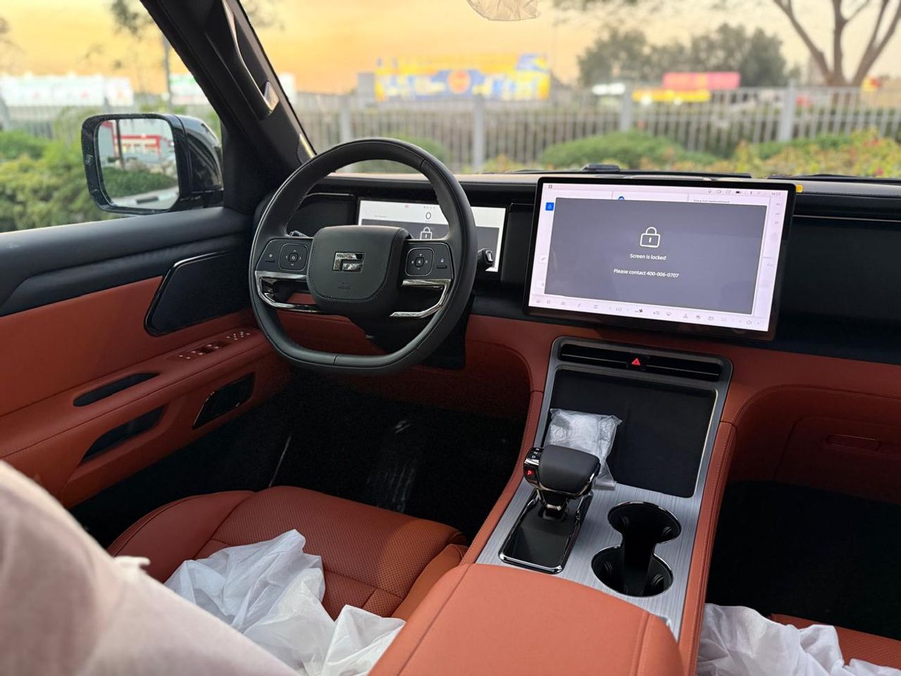 ROX 01 NEW ARRIVAL ROX 01 / 2026 / 7 SEATS / LONG RANGE / WITH WARRANTY EVS 5 YEARS WITH SERVICE CONTRACT