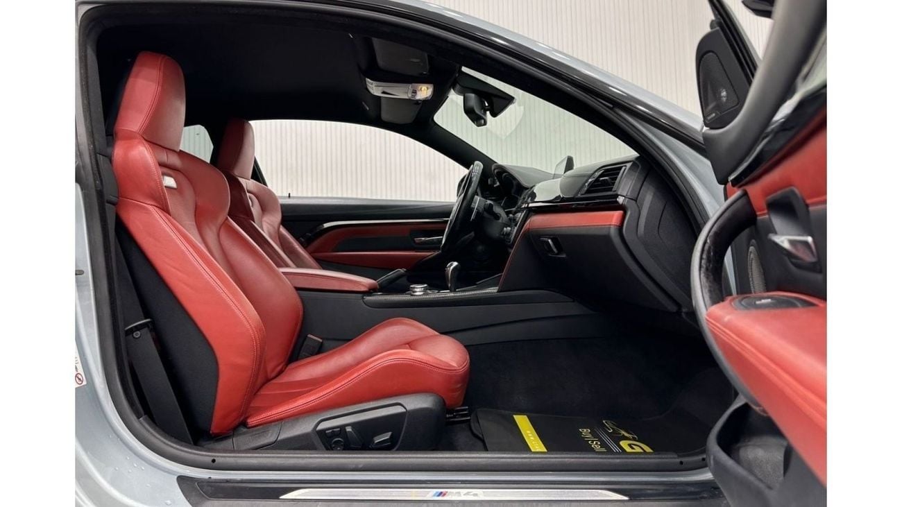 BMW M4 Std 2015 BMW M4 Coupe, Full Service History, Full Options, Excellent Condition, GCC