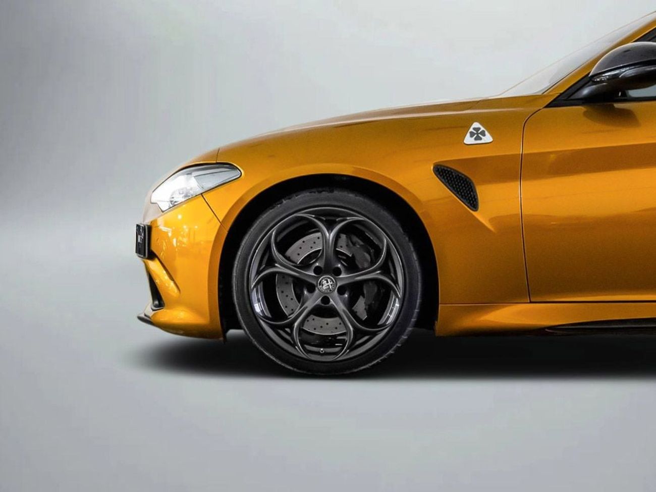 Alfa Romeo Giulia 2023 Alfa Romeo Giulia Quadrifoglio / Full Service History / Warranty