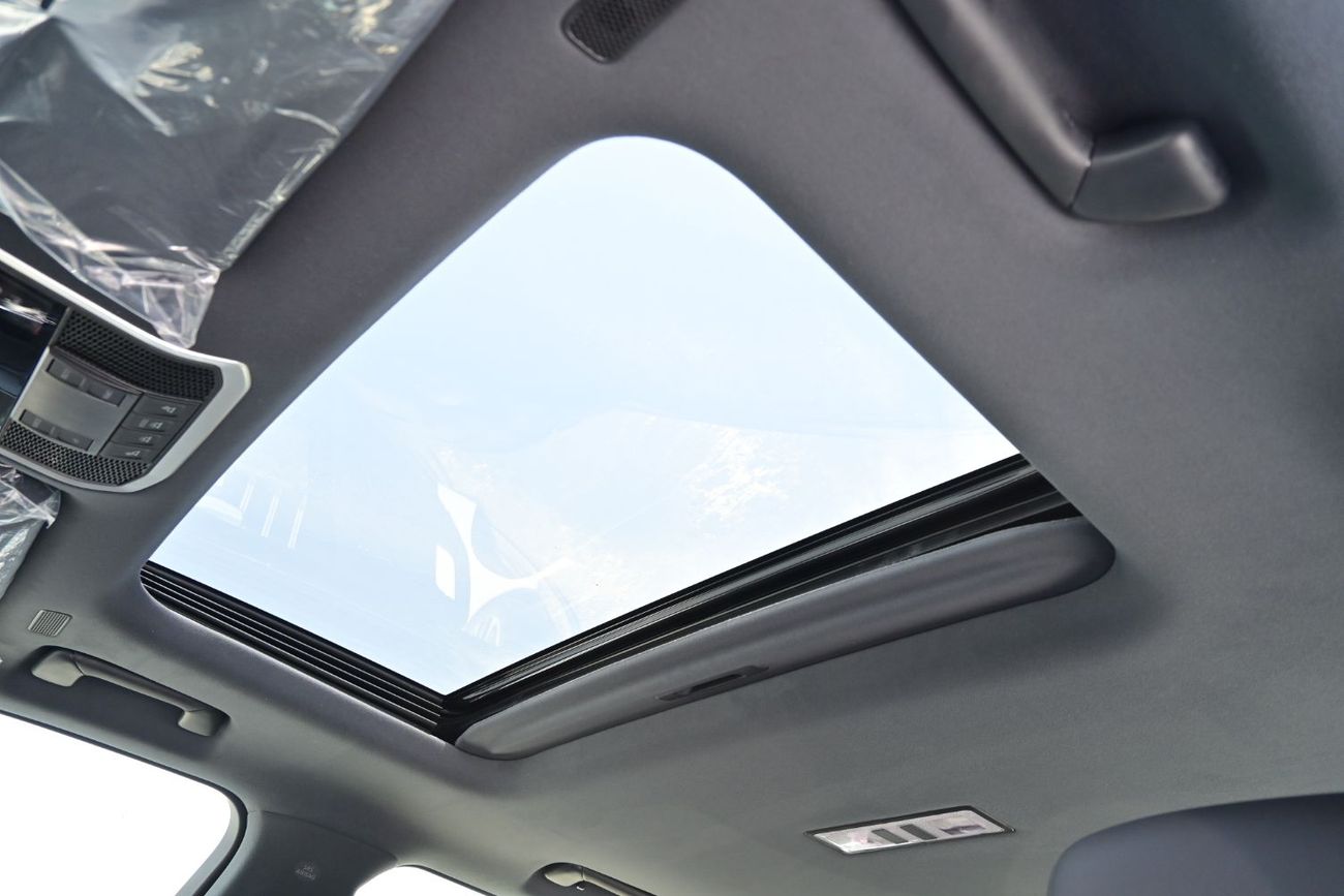 Toyota Land Cruiser GXR3 3.3L Toyota Land Cruiser GX-R 3.3L TwinTurbo V6 Diesel, 4WD