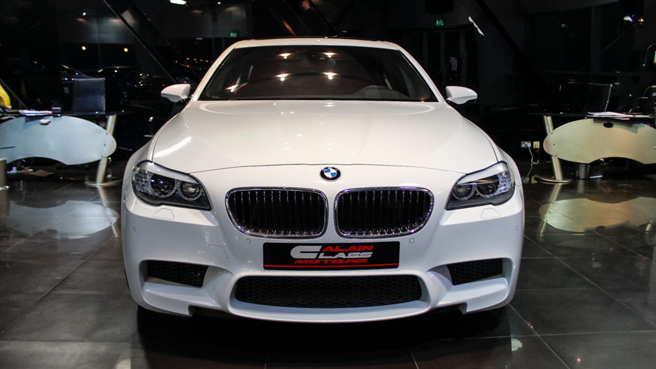 بي أم دبليو M5