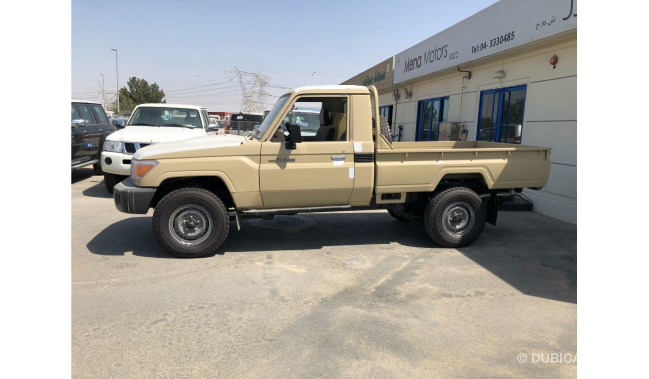 Toyota Land Cruiser Pick Up 4.5 DSL MANUAL V8