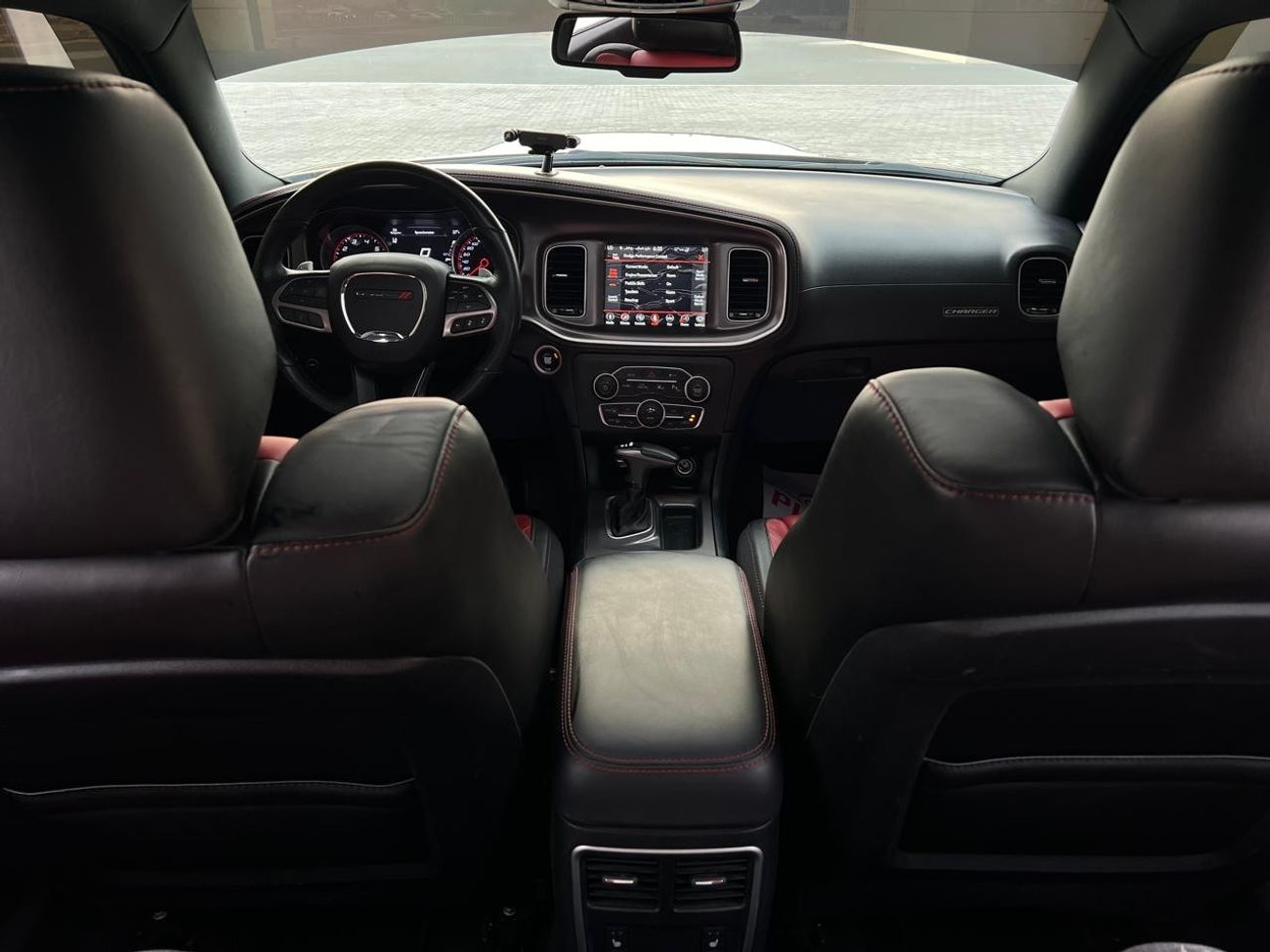 Dodge Charger R/T Dodge charger R\T Model 2021 Gcc specs Original paint no accident Under dealer warranty and cont