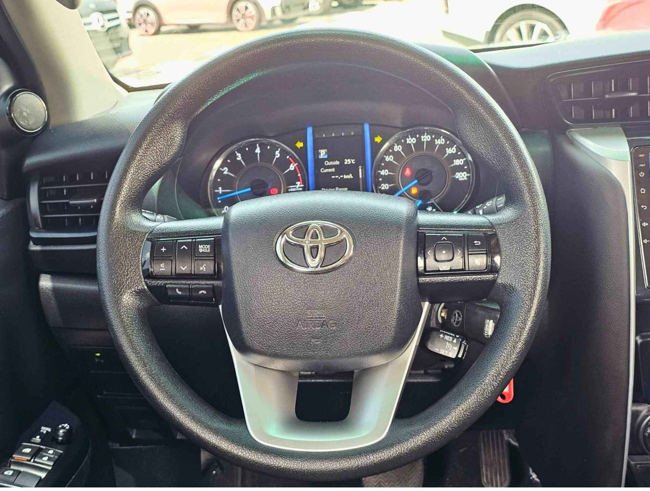 Toyota Fortuner EXR / V4/ 4WD/ DVD REAR CAMERA/ LEATHER SEATS/ ORG MILEAGE/ 1189 MONTHLY /LOT#98021