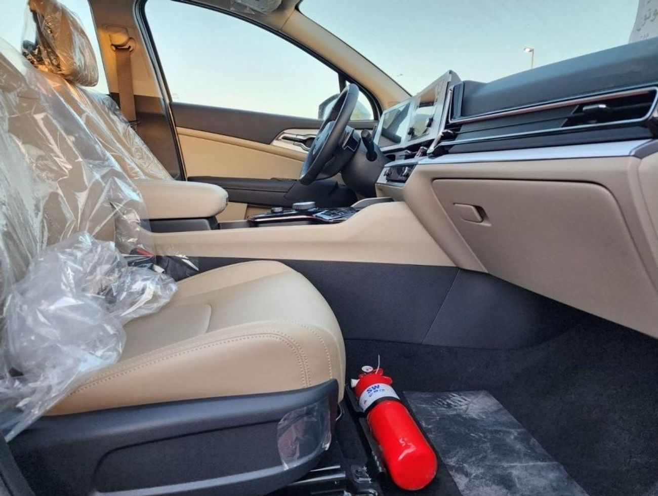 Kia Sportage KIA Sportage 1.6L SUV, FWD, 5Doors, Cruise Control, Panoramic Roof, Leather Seats, Rear Camera, 19in