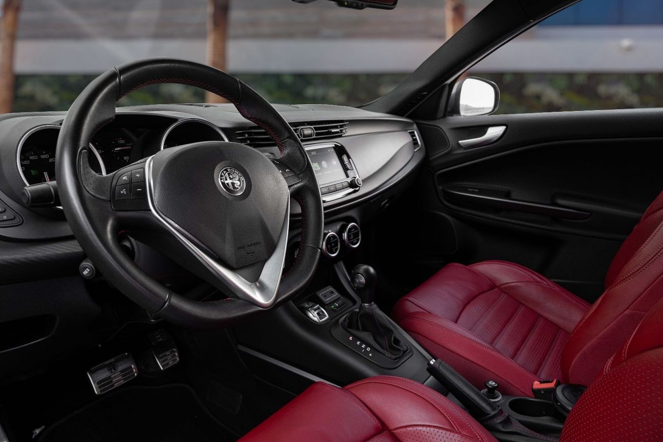 Alfa Romeo Giulietta Veloce | 1,430 P.M  | 0% Downpayment | Excellent Condition!