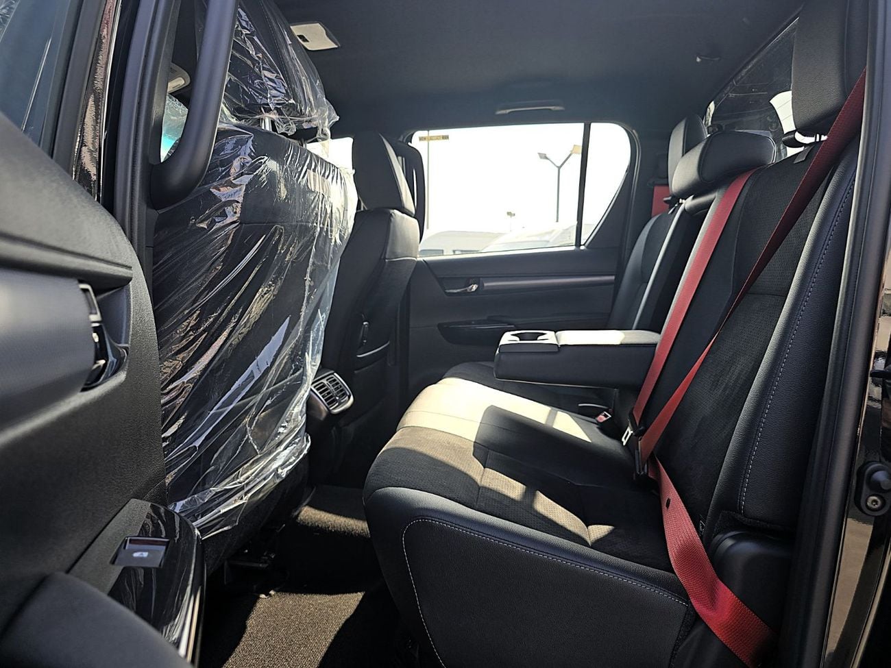 تويوتا هيلوكس GR Sport 2.8L