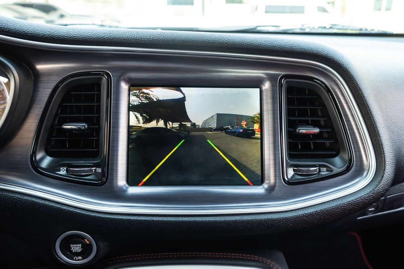 Dodge Challenger R/T 5.7L (370 HP)