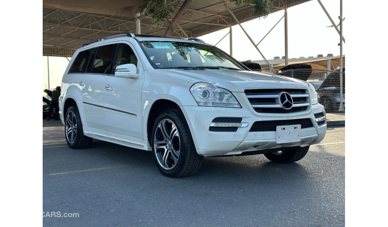 Mercedes-Benz GL 550