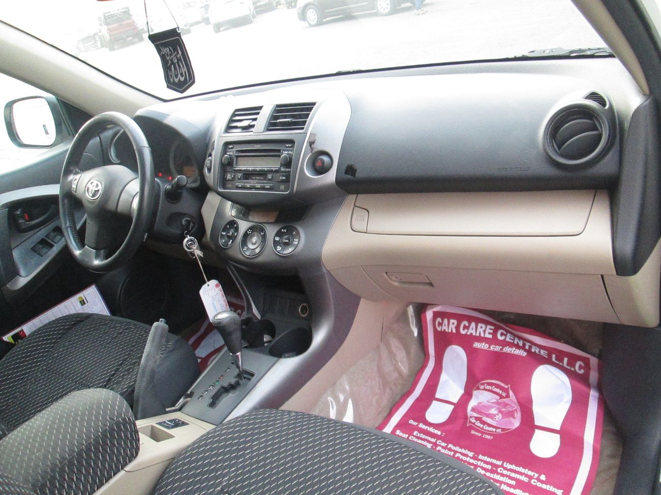 Toyota RAV4 2.5L MID OPTION GOOD CONDITION LOOKING NICE (ONLY CASH)