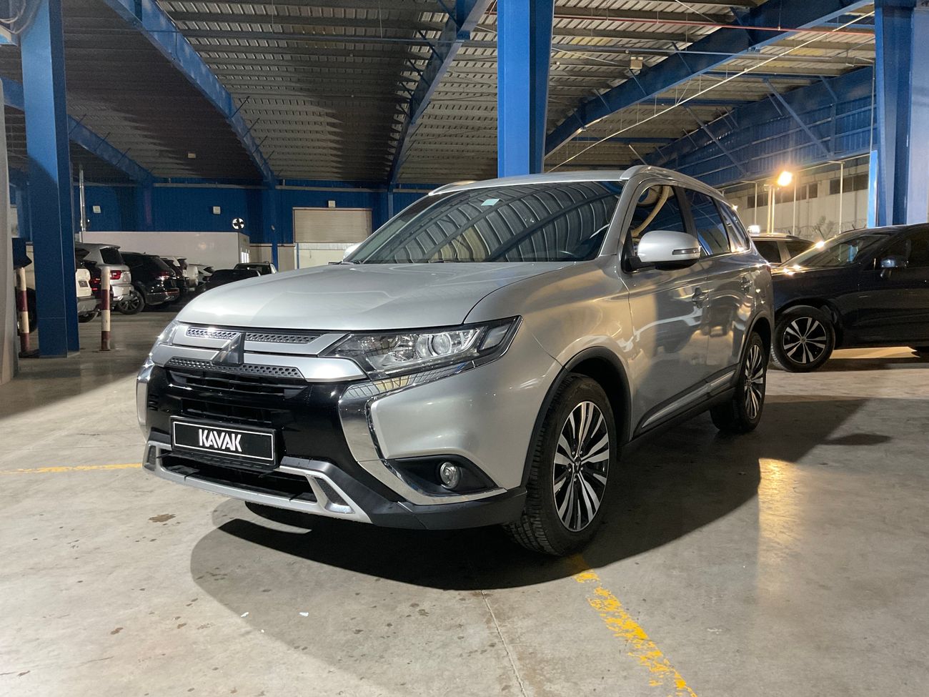 Mitsubishi Outlander GLX Midline | Guaranteed Warranty | 0 Down Payment