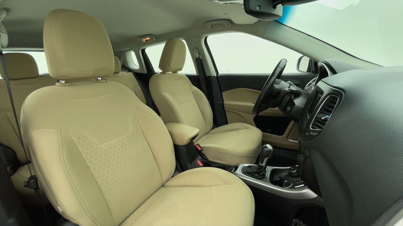 جيب كومباس LONGITUDE 2.4 | بدون دفعة مقدمة | اختبار قيادة مجاني للمنزل