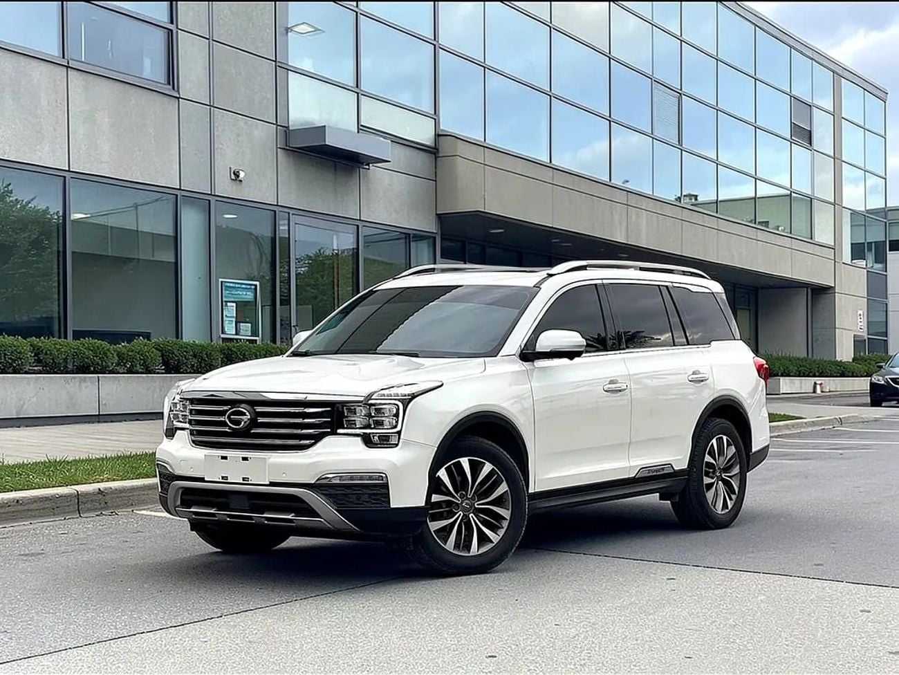 جي إي سي GS 8 624 P.M | 320T i-4WD Turbo - GCC Specs - Well Maintained | WARRANTY+SERVICE