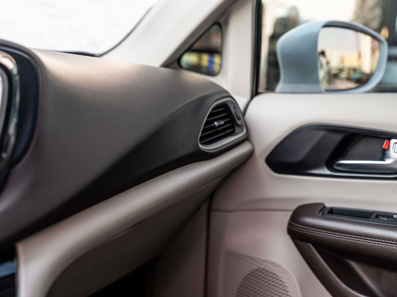 كرايسلر باسيفيكا Touring 3.6L