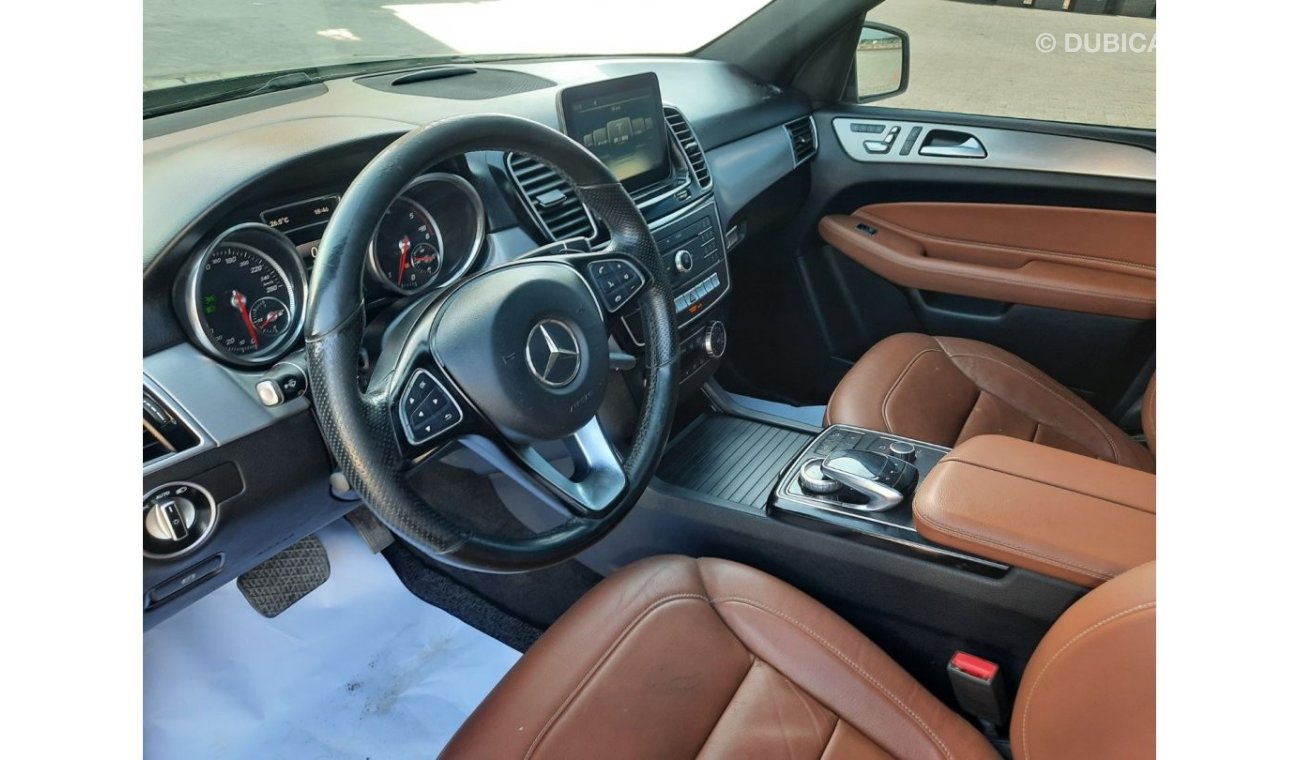 Mercedes-Benz GLE 350 Mercedes gle350d 2018 full option تتصدر للسعودية